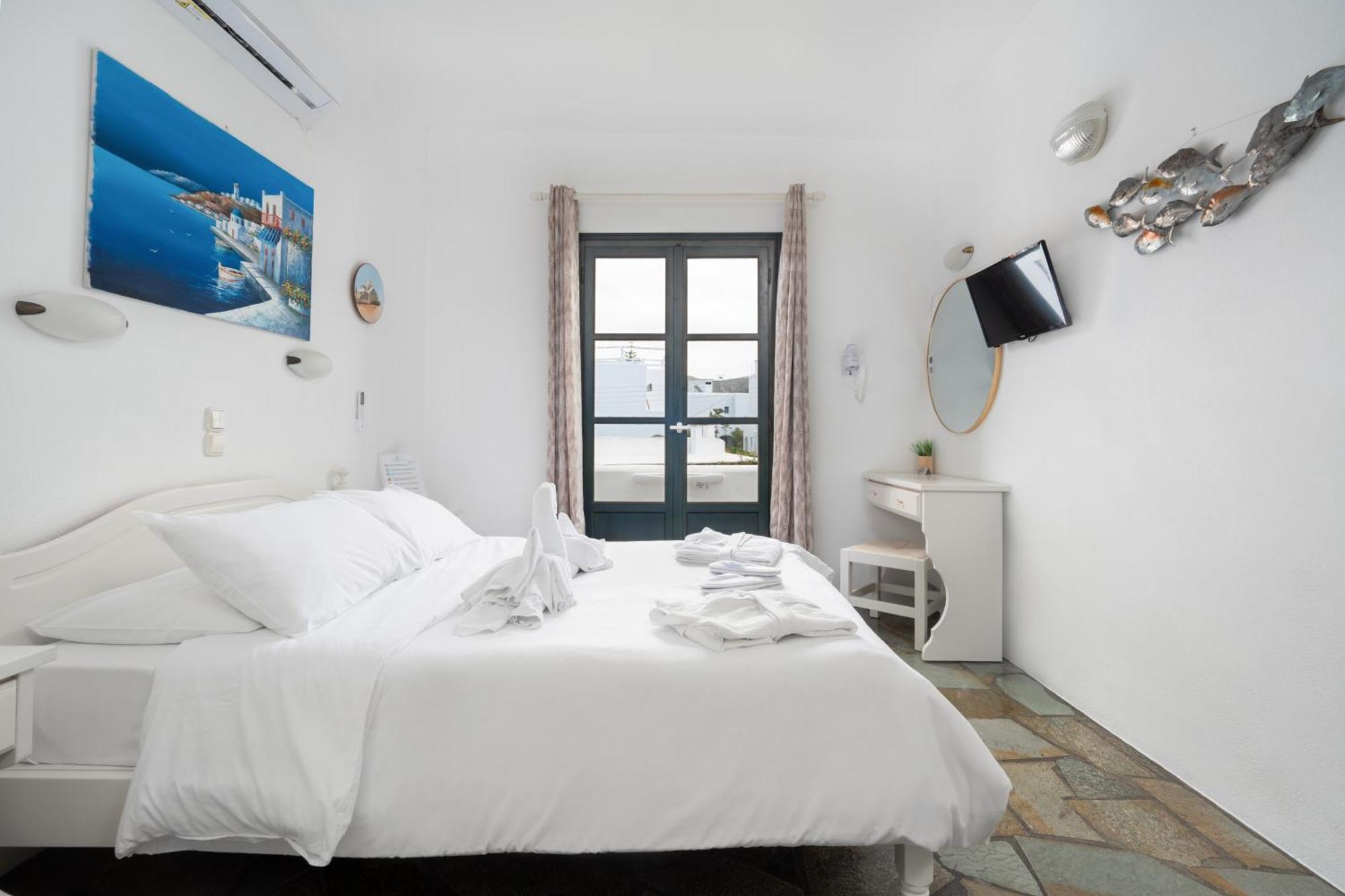 Eleni Rooms Parikia  Exterior photo